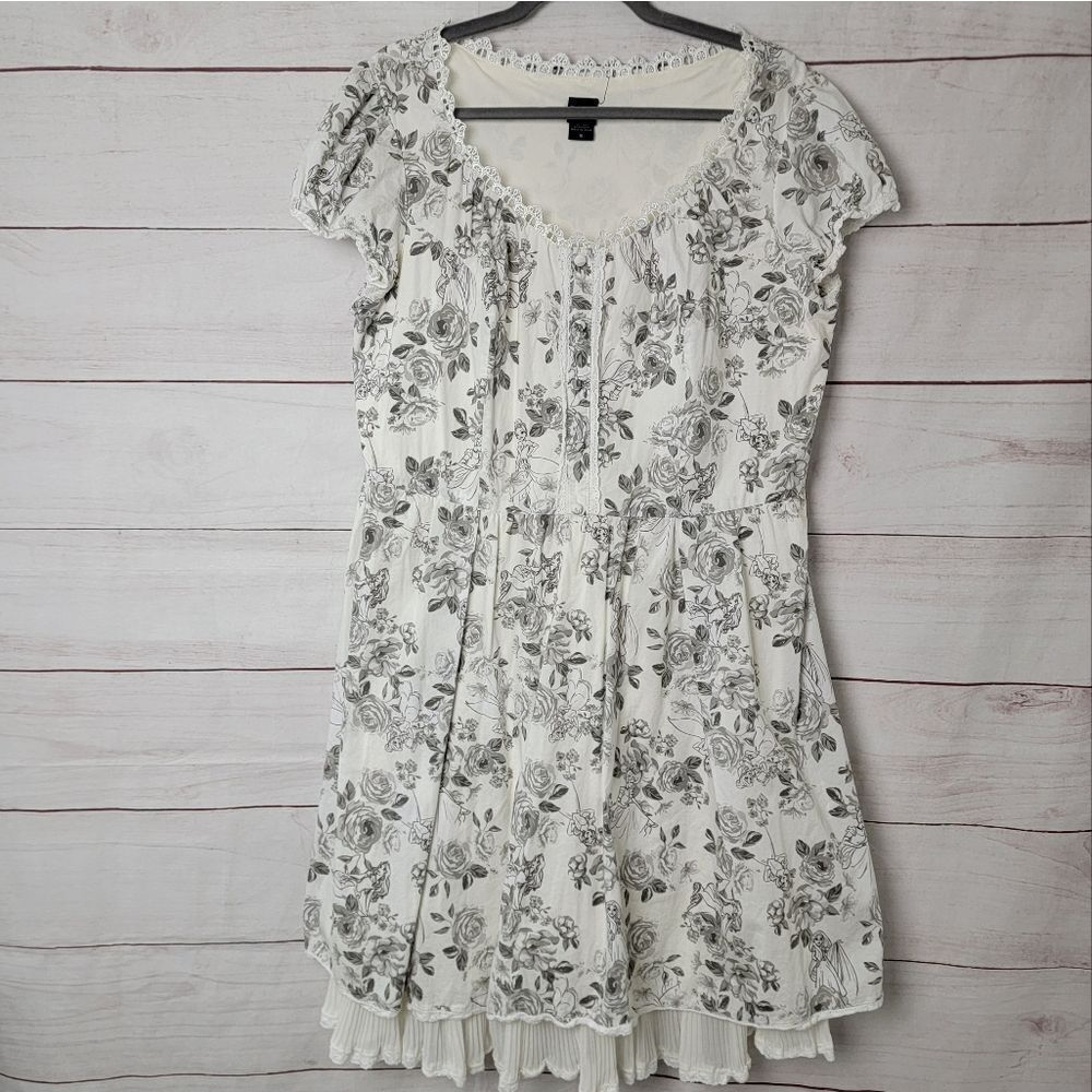 Disney Princess Floral Dress Womens size 16 Rapunzel